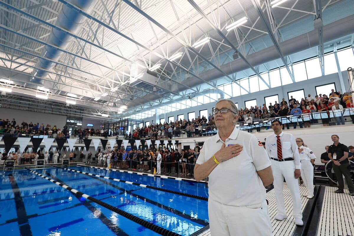 Illinois swimming official